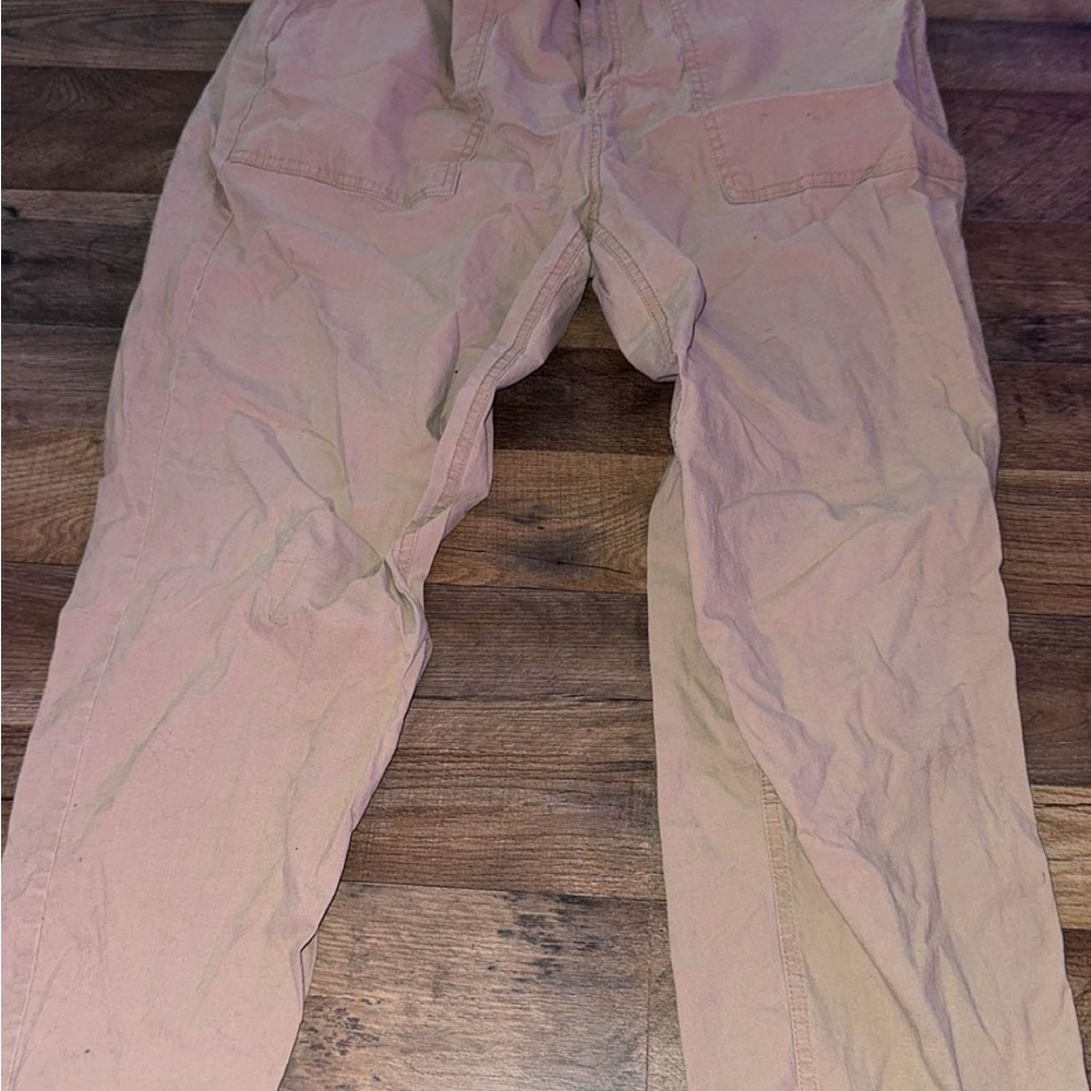 Womans tan pants